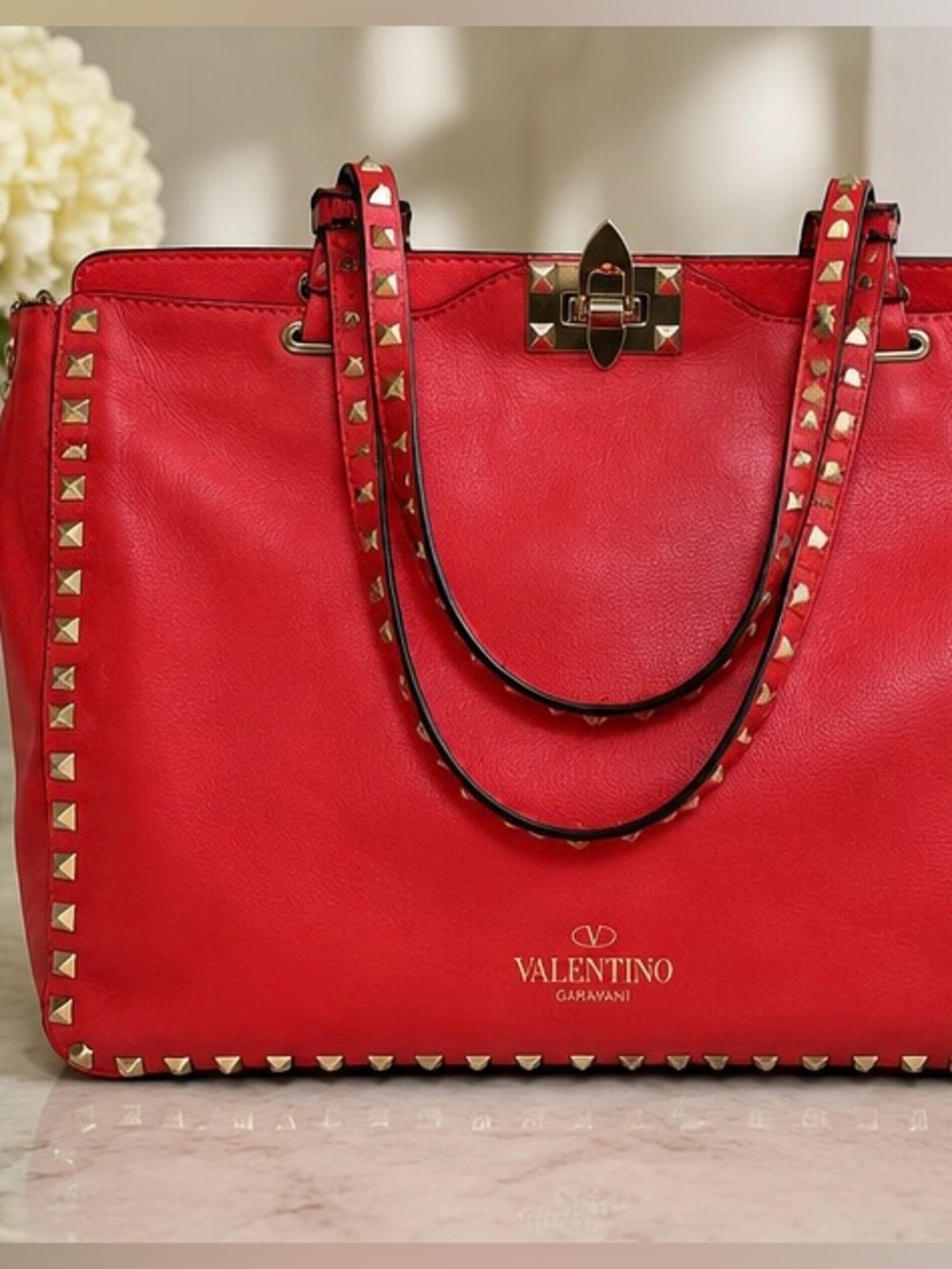 Valentino Garavani Rockstud Trapeze Vibrate Pink Tote Leather Gold Studs w Strap